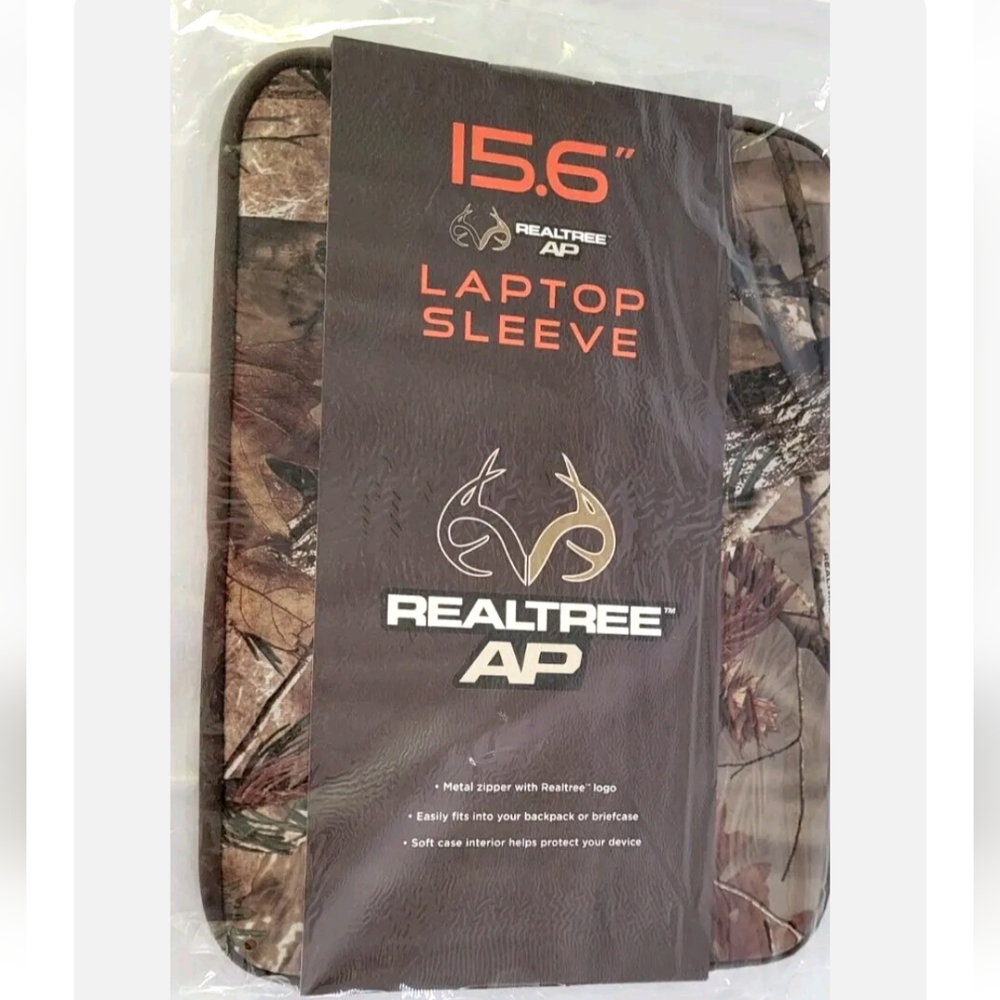 Realtree 15.6" Camo Laptop Sleeve, New